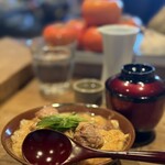 炭火焼たまや - ごはんもの（親子丼）