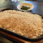グルマンズ和牛 - 焼飯 多め(笑)