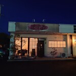 ベルエキップ - 帰りは17:30を過ぎていた
      
      シェフも話好きだし
      僕とも馬が合うので、話がなかなか尽きない