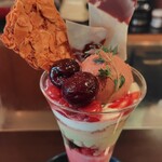 CAFE CUPOLA mejiro - フォレノワール　〜冬に華やぐ森のパフェ〜