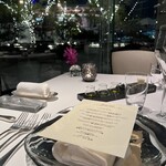 ル・クール神戸 - テーブル卓と外の景色