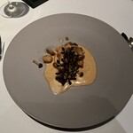 ル・クール神戸 - 兵庫県産キノコとリドヴォーのタルト