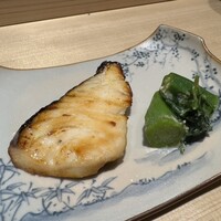 鮨 一 - 鰆の幽庵焼き、オクラの漬物、オカヒジキの胡麻和え