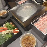 京都つゆしゃぶCHIRIRI 四条烏丸 別邸 - 