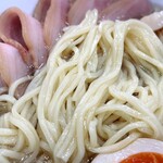 麺屋くろ松 - しなやかな麺