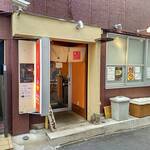 麺屋 ぬまた - 駅近の裏道にひっそり佇む