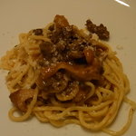 ビストロ・ラ・クッチーナ - 2009/11月：おまかせパスタ②～確か手打ちキタリーニと兎肉のラグー