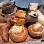 flour+water - ふたりで7個を分けて食べたよ