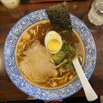 醤油ラーメン かまやつ - 