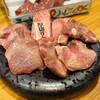 焼肉大衆酒場 真 肉焼屋 新町堀江店