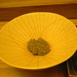 鮨処 凜 - 大将おまかせ　１５０００円（税込）　一品料理-２　釧路仙鳳趾産蒸し牡蠣　生姜とレモン【２０２５年１月】