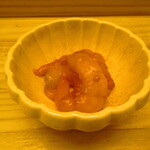 鮨処 凜 - 大将おまかせ　１５０００円（税込）　一品料理-１　増毛甘海老・酢橘かけ【２０２５年１月】