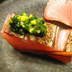 鮨処 凜 - 大将おまかせ　１５０００円（税込）　一品料理-５　京都舞鶴産鰆の炙り　大葉とパルミジャーノレッジャーノ入りのジェノベーゼソース・【２０２５年１月】