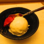 鮨処 凜 - 大将おまかせ　１５０００円（税込）　デザート　バニラアイスとフローズンチョコあまおう【２０２５年１月】