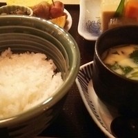 割烹良  - 錦御膳900円（税込）の一部