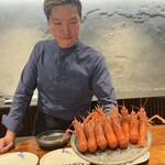 馳走西健一 - 勝ち取ったアカザエビ！この大きさ！