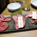 焼肉食べ放題ブラックホール - 