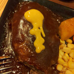 ハンバーグ・ステーキ&J - マスタード投下