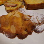 La BOULANGERIE d'a Cote - クロワッサン・オ・ザマンド