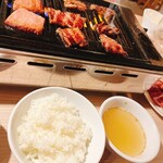 焼肉 ミート 牛男 - 