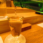 鮨処 凜 - 秋田県　阿楼酒造　×　むかわ町小坂農園うるち米　グラス　彩（さやか）　　９００円（税込）【２０２５年１月】