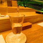 鮨処 凜 - 秋田県　阿楼酒造　×　むかわ町小坂農園うるち米　グラス　彩（さやか）　　９００円（税込）【２０２５年１月】