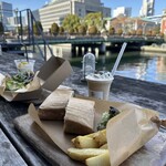 アンド アイランド - 
