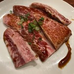焼肉 三千里 - カルビ追加分は何となくさっきと違うような