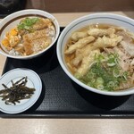 ウエスト 町田店 - ゴボ天うどん　肉トッピング　と　ミニカツ丼