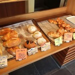 COPAIN　MONTMARTRE - 陳列棚の様子①。