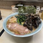 ラーメン 町田家 町田本店 - 