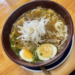 ラーメン専門 明日香 - 料理写真:アスカレー+チャーシュー+味玉