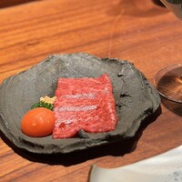 京都 和牛料理 一石三鳥 - 厳選牛の王道サーロインユッケ