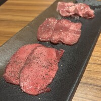 中目黒焼肉 登牛門 - 