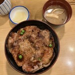 豚丼のぶたはげ - 豚丼