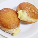 まこと商店 - 【2025.01】さつまいもカスタードクリームドーナツ(税込330円)