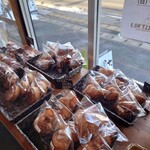 HOLLY NO.3 CROISSANT - 色々種類があります