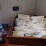 HOLLY NO.3 CROISSANT - プレーン