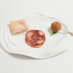 prospero - ニョッキフリット生ハム、オリーブフリット、イベリコサラミ