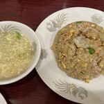 中華飯店 一番 - カニチャーハン
