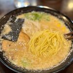 東京豚骨拉麺 藤丸 - 味噌ラーメン　950円