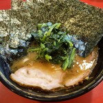 家系総本山 吉村家 - 並盛ラーメンのりまし麺ヤワメ味コイメ油オオメ　¥860+¥80