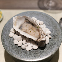 銀座 鮨 桃の木 - 低温調理牡蠣金華ハムすりおろしマオタイシャーベット