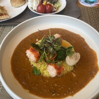 MIDO RESTAURANT PIC NIKA - 