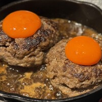 #ヒロキヤ六本木 - 豪快!!ヒロキヤ牛タンバーグ+とろーりチーズ