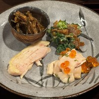 お燗酒と焼き鳥 傳鳥 - 