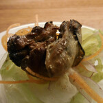 麹町ビストロ 階段の途中 - 牡蠣の燻製；アップ