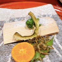 草喰 なかひがし - 