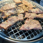 焼肉・円盤餃子　ひたち - 国産豚肩ロース