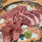 神戸焼肉 金虎 - 